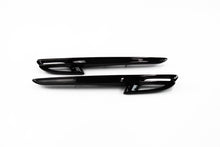 Load image into Gallery viewer, Bentley Flying Spur black left &amp; right fender air vent grill 2pcs #1869